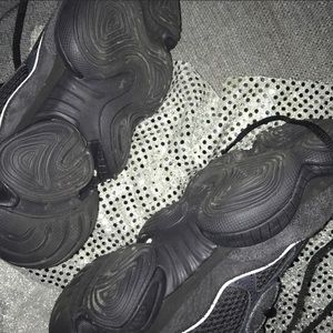 Yeezy 500 “ Utility Black “ Size 5.5